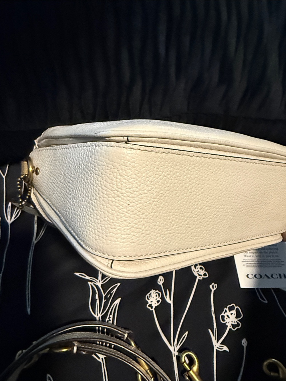 Coach Cassie 19 in Chalk - Excellent Condition - Picture 5 of 13